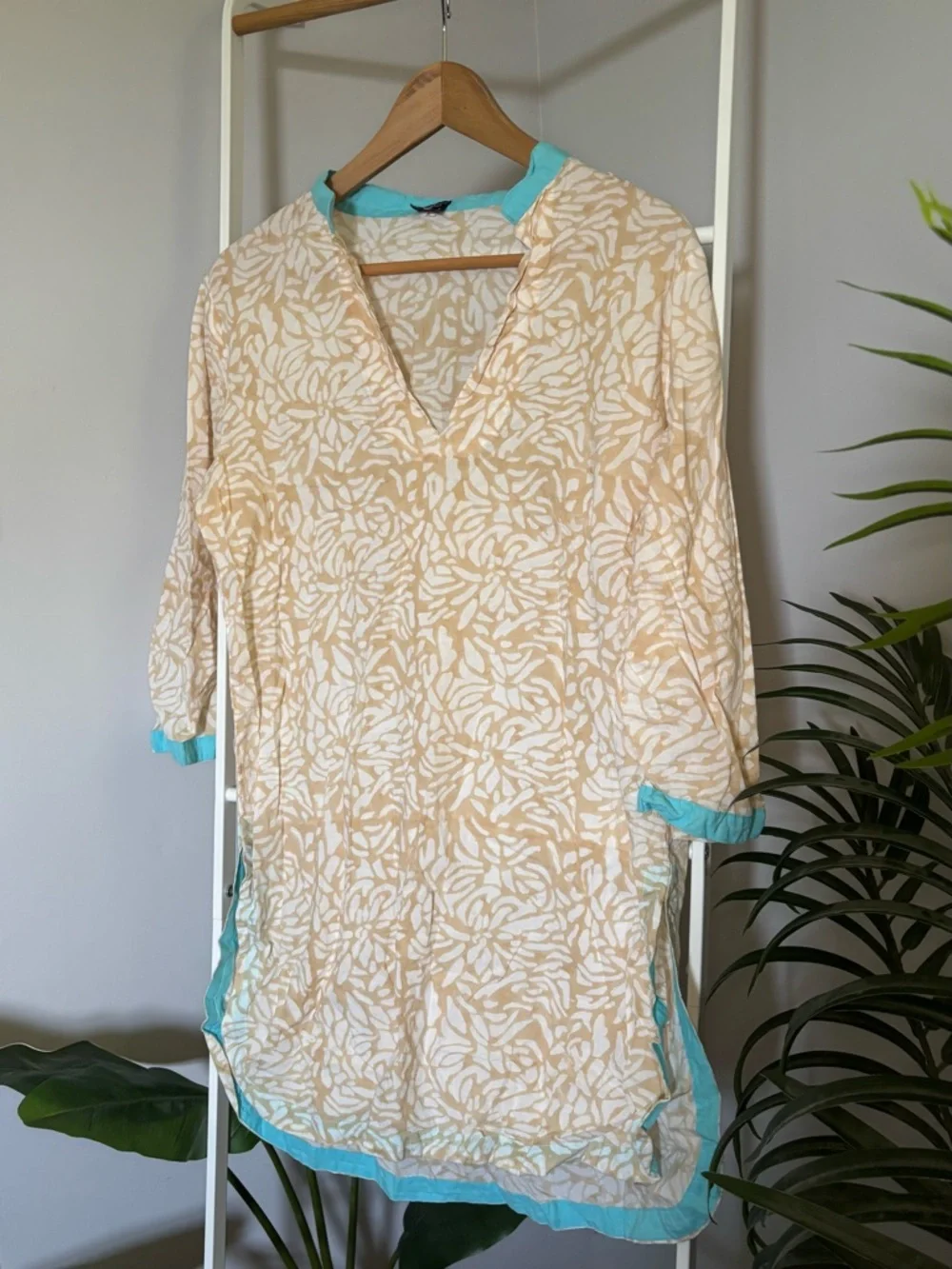 Le Soleil Miami Cream & White Floral Swimsuit Cover Up with Turquoise Trim - Picture 4 of 16